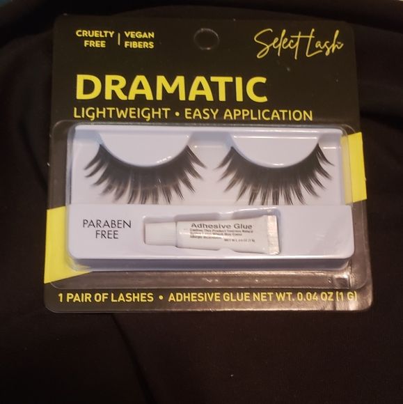 NEW Makeup Bundle. - Picture 9 of 10